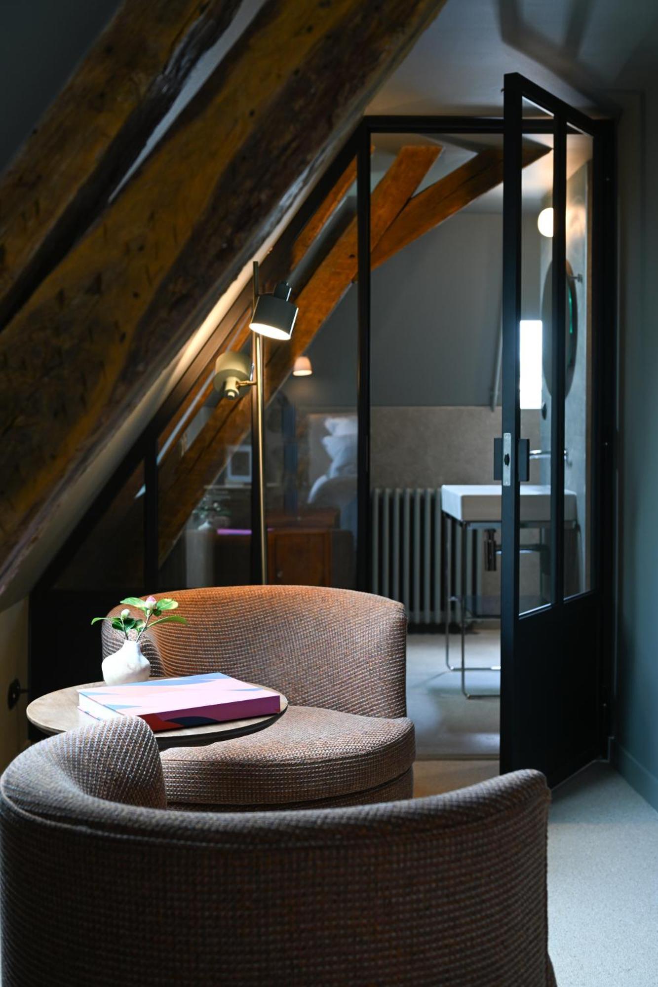 Hotel Les Pres Saint-Hilaire-le-Chatel Esterno foto